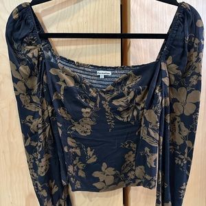 Reformation Reign Top in night garden size 2